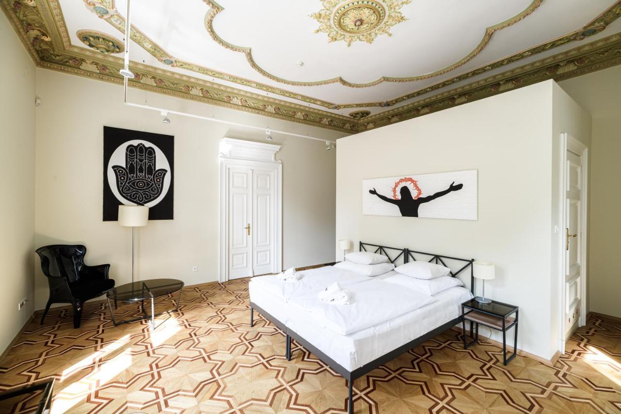 Home Aparthotel Hotel apartamentowy 4*