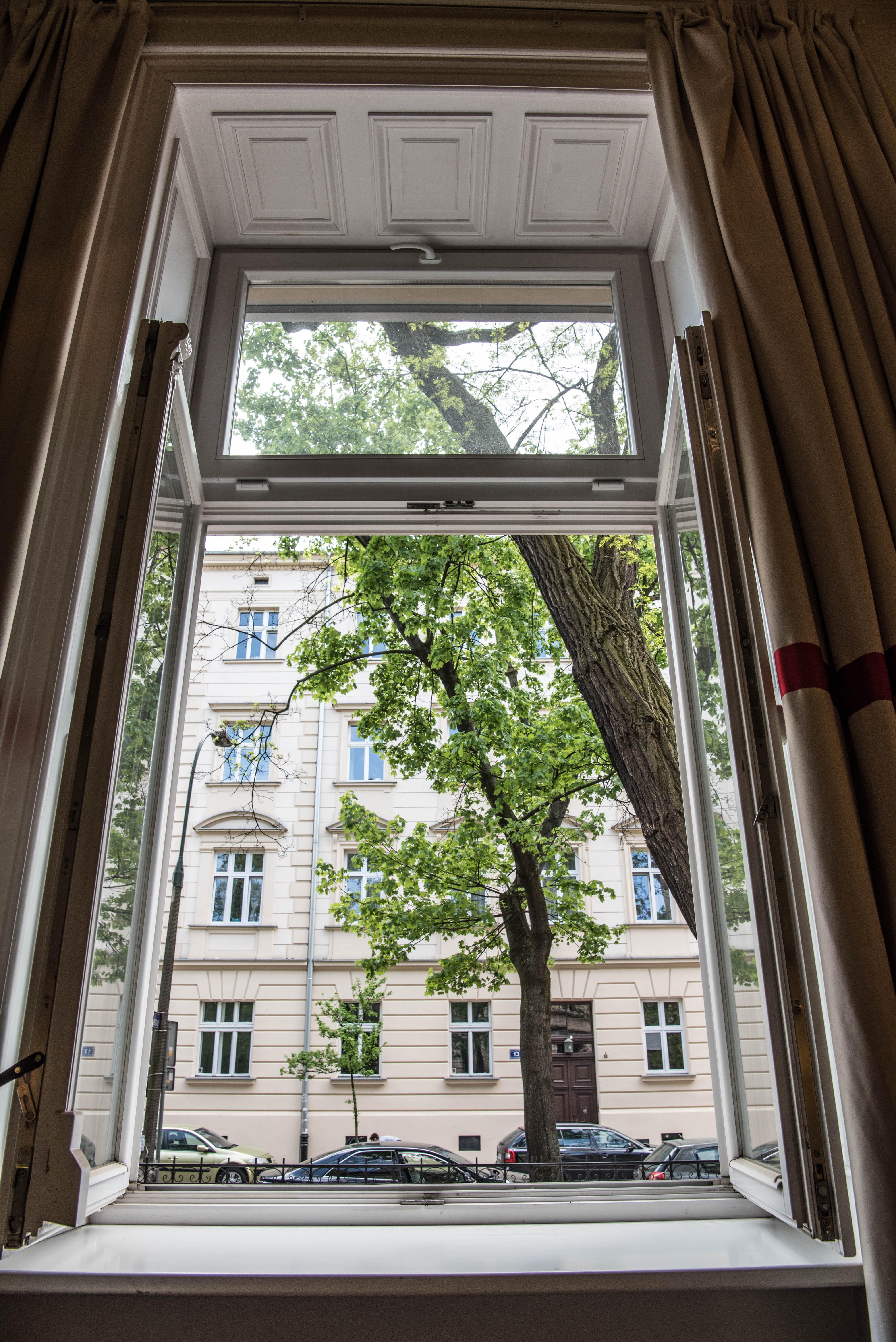Home Aparthotel Hotel apartamentowy 4*